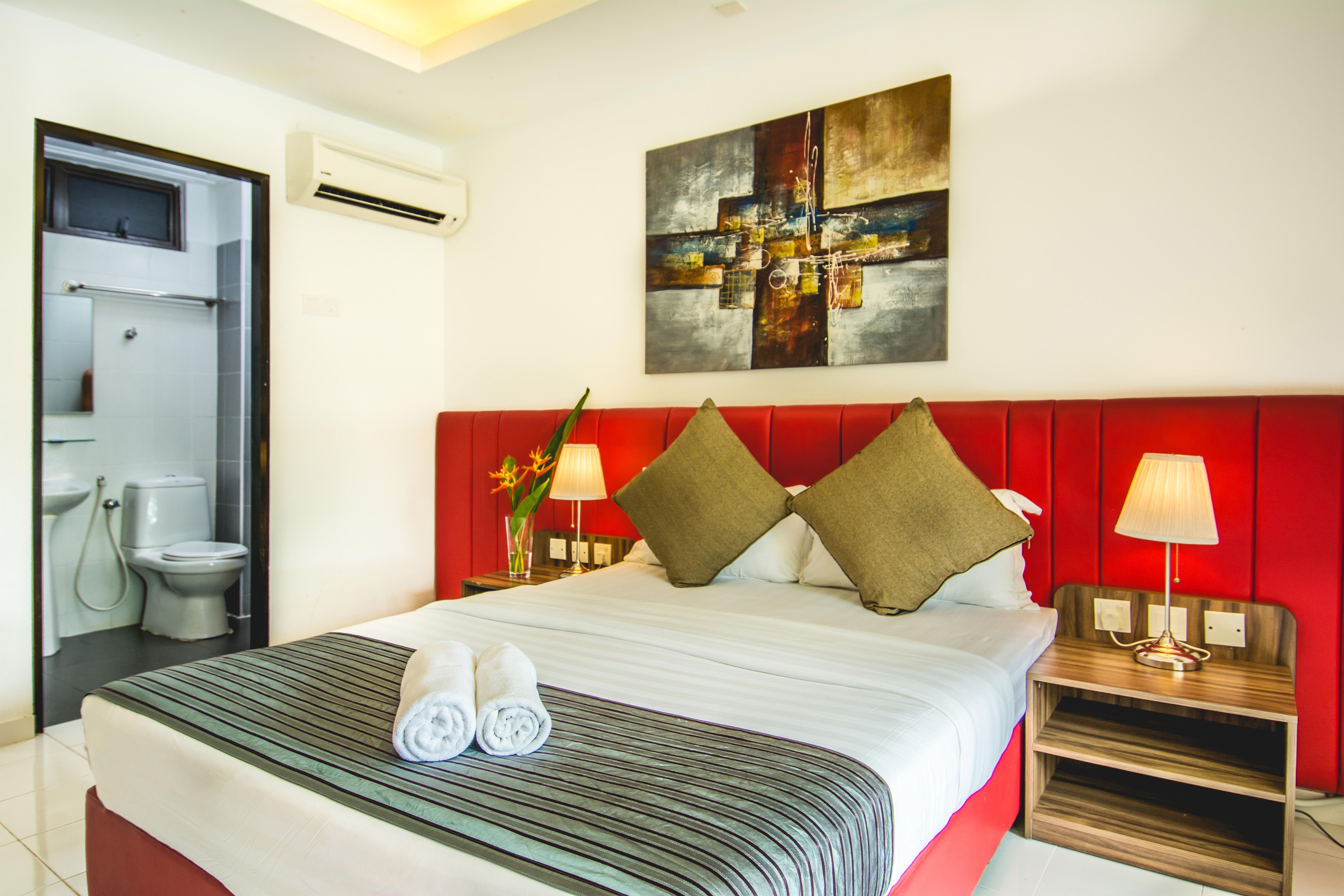 Alia Residence Business Resort Padang Mat Sirat Exterior photo
